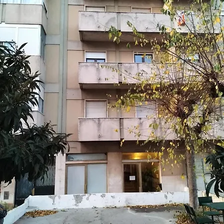2 Suites Amazing River View * Лиссабон