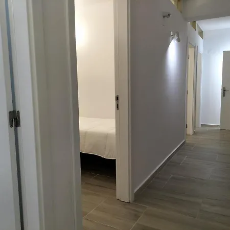 2 Suites Amazing River View Апартаменты Лиссабон