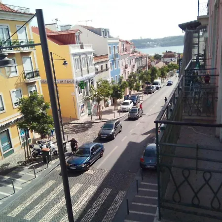 2 Suites Amazing River View Appartamento Lisbona
